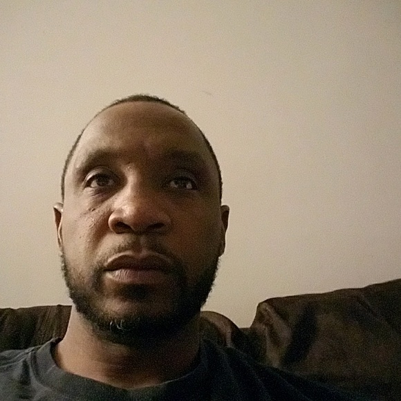 Meet your Posher, Larome - Picture 1 of 1